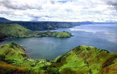 Wisata-Danau-Toba.jpg